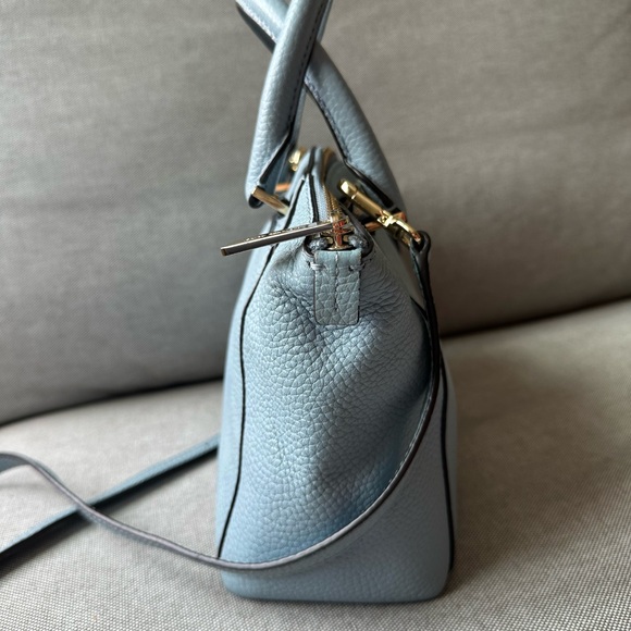 Michael Kors Riley Bag - Picture 2 of 6